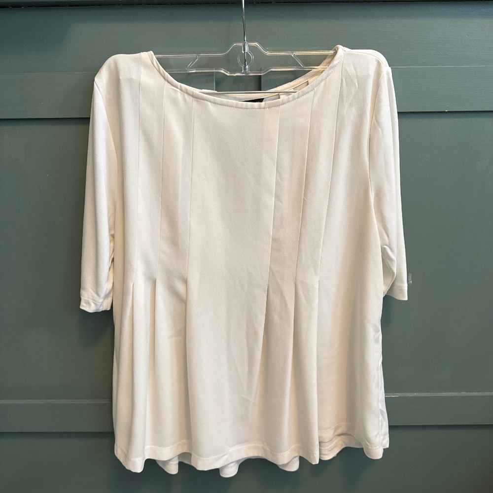 Ann Taylor white pleated shirt